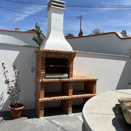 Holiday home Ninho Do Rei